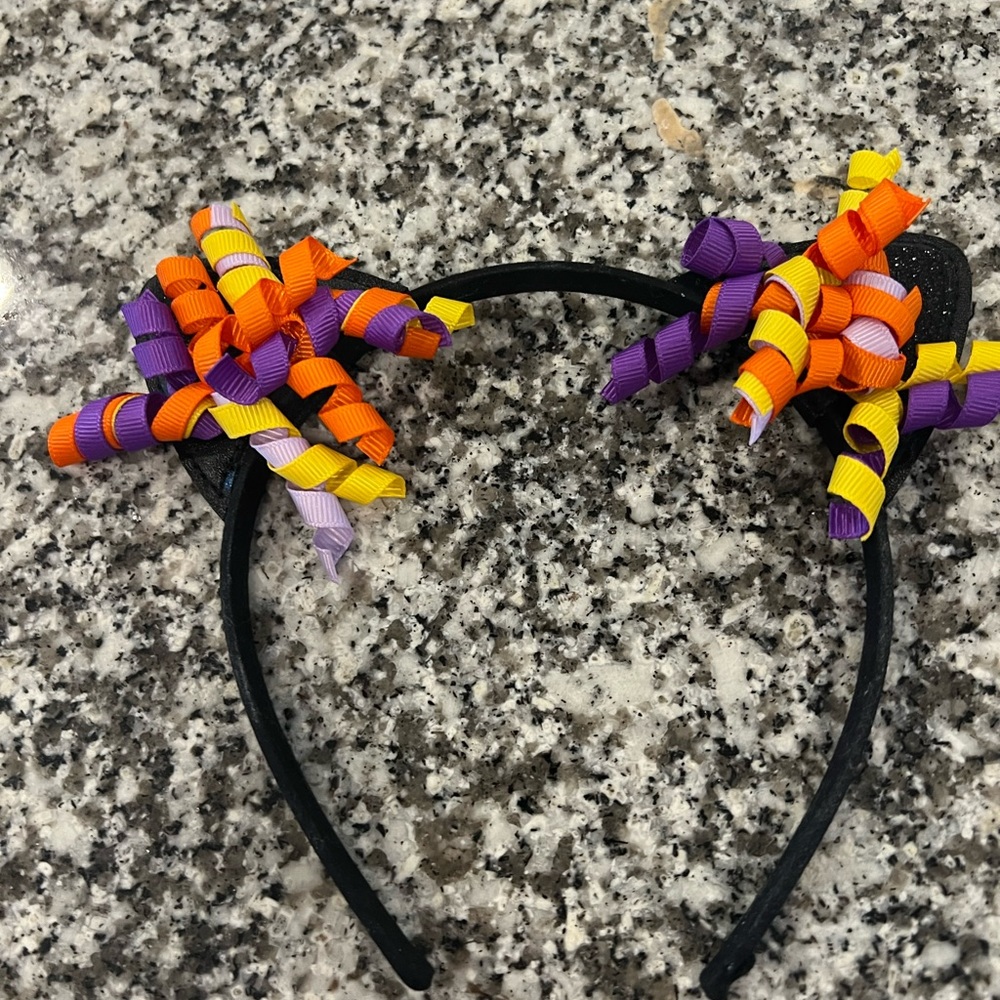 5/$10 Gymboree cat ear headband